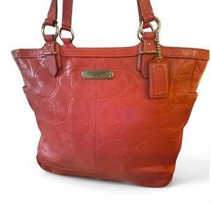 Coach Gallery Embossed Patent Leather Tote Bag Coral Pink F19462